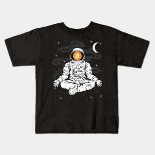 Astronaut Yoga Bitcoin BTC Coin To The Moon Crypto Token Cryptocurrency Blockchain Wallet Birthday Gift For Men Women Kids Kids T-Shirt